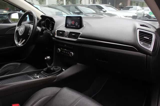 Mazda 3 (2019) thumbnail 13