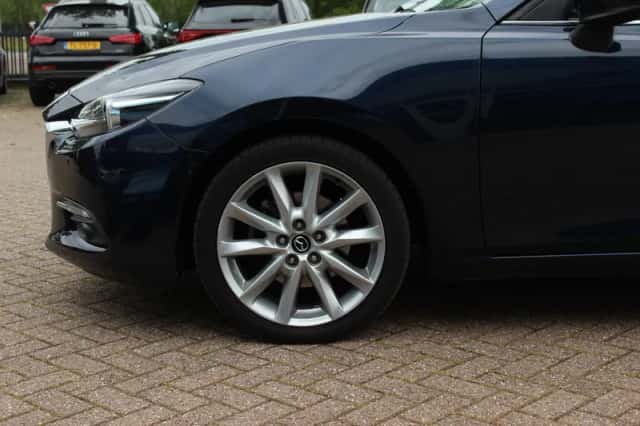 Mazda 3 (2019) thumbnail 14