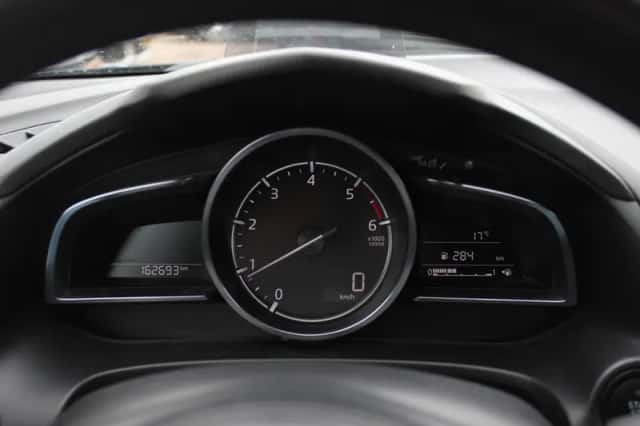 Mazda 3 (2019) thumbnail 18