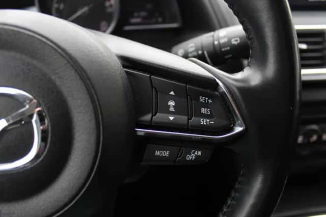 Mazda 3 (2019) thumbnail 31