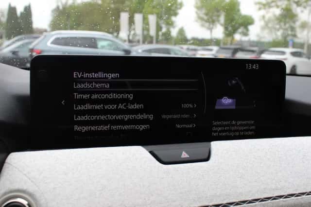 Mazda CX-60 (2023) thumbnail 26