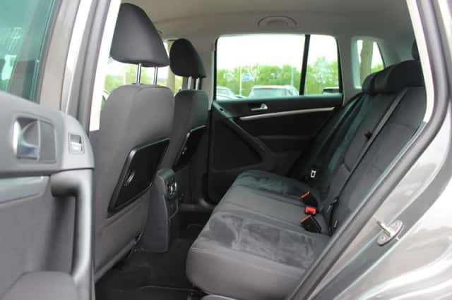 Volkswagen Tiguan (2014) thumbnail 11