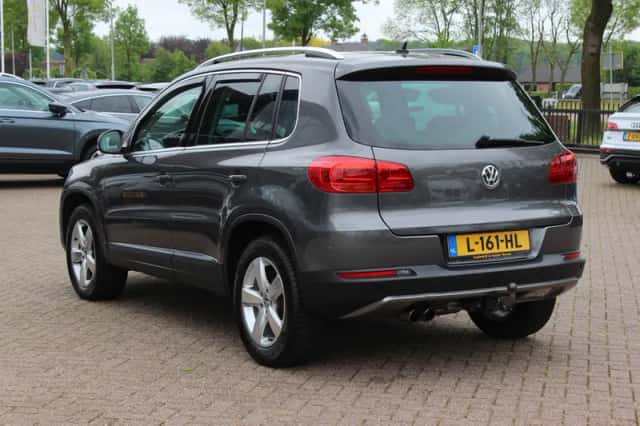 Volkswagen Tiguan (2014) thumbnail 3