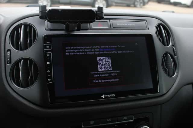 Volkswagen Tiguan (2014) thumbnail 27