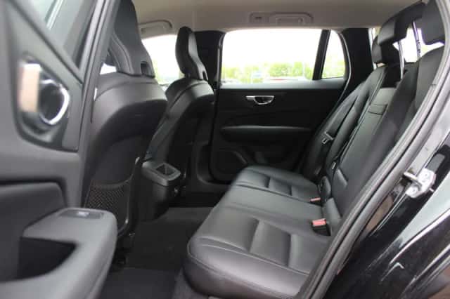 Volvo V60 (2019) thumbnail 11