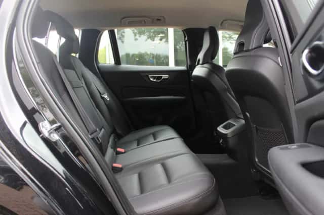 Volvo V60 (2019) thumbnail 12