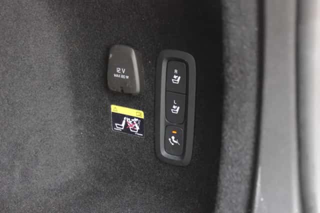 Volvo V60 (2019) thumbnail 17