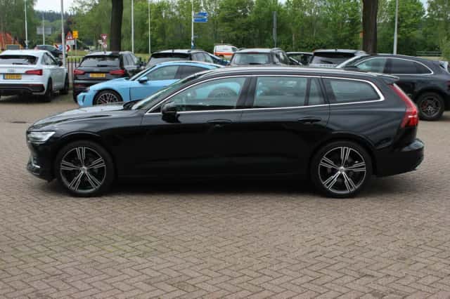 Volvo V60 (2019) thumbnail 7