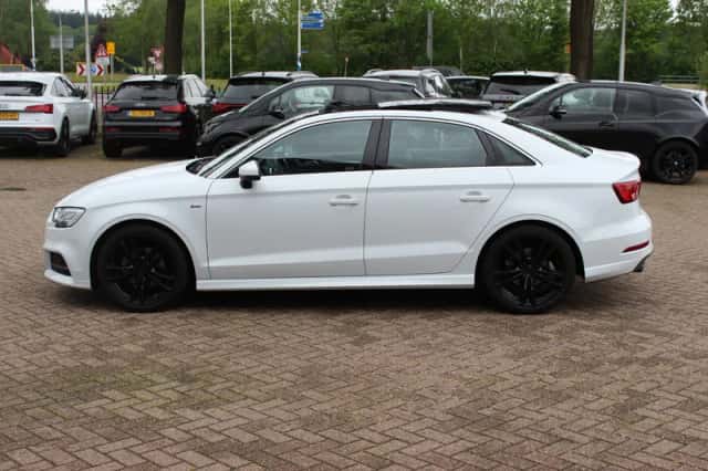 Audi A3 (2019) thumbnail 7