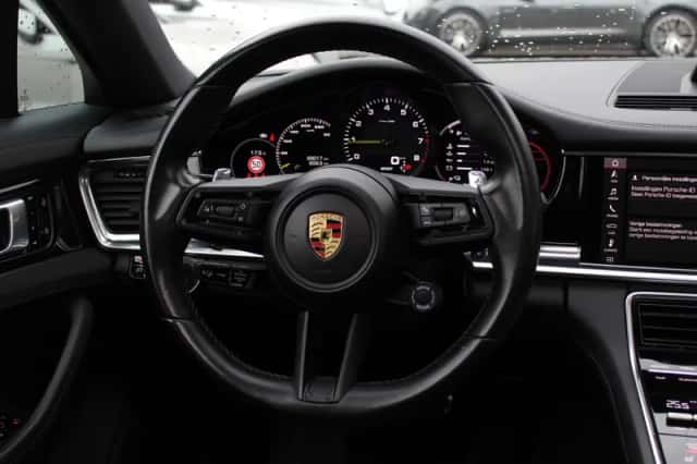 Porsche Panamera (2021) thumbnail 17