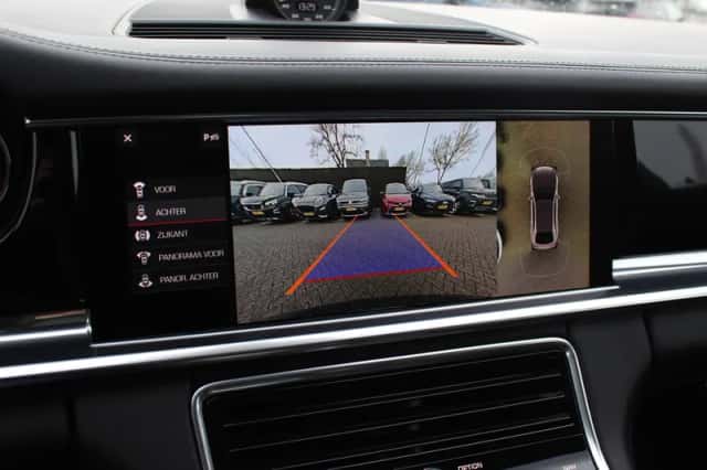Porsche Panamera (2021) thumbnail 29