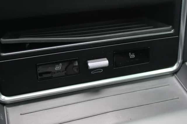 Porsche Panamera (2021) thumbnail 35