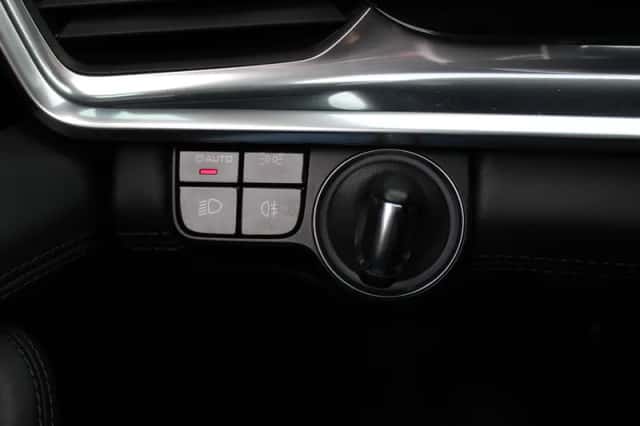 Porsche Panamera (2021) thumbnail 38