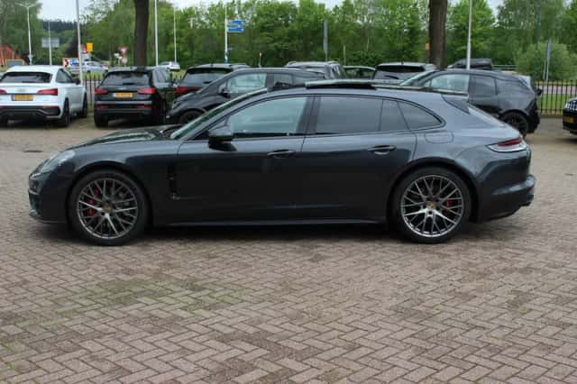 Porsche Panamera (2021) thumbnail 7