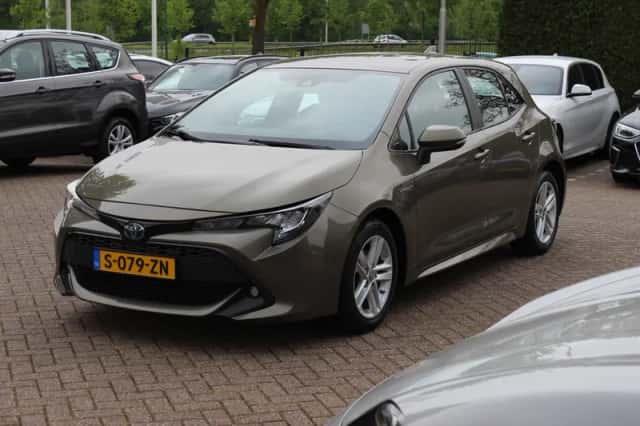 Toyota Corolla (2021) thumbnail 6