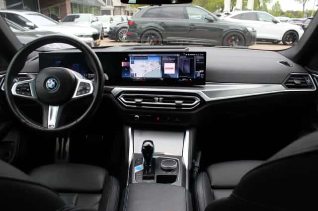 BMW i4 (2022) thumbnail 3