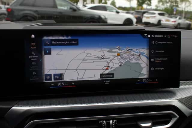 BMW i4 (2022) thumbnail 22