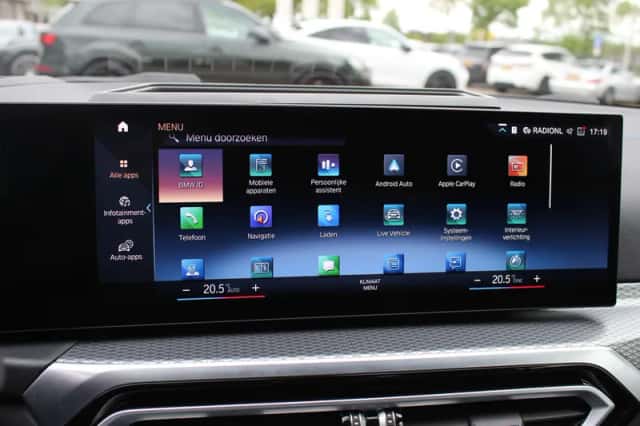 BMW i4 (2022) thumbnail 25