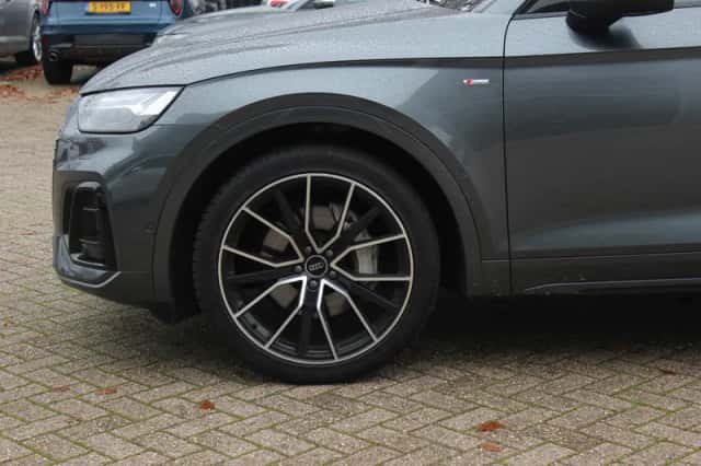 Audi Q5 (2022) thumbnail 15