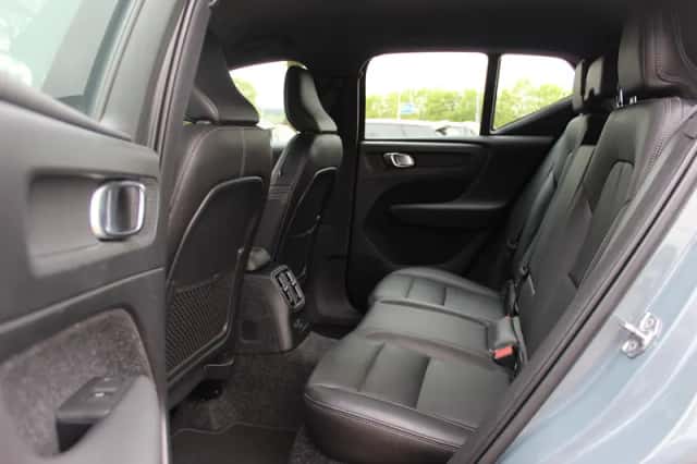 Volvo XC40 (2020) thumbnail 11