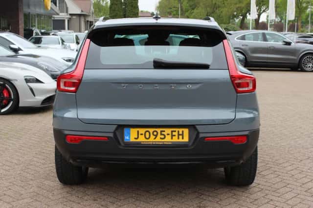 Volvo XC40 (2020) thumbnail 14