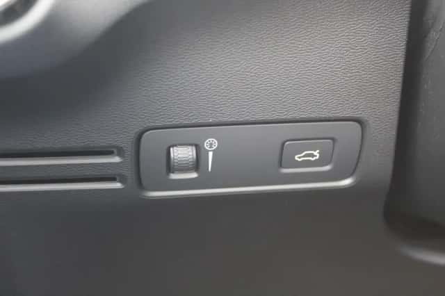 Volvo XC40 (2020) thumbnail 29