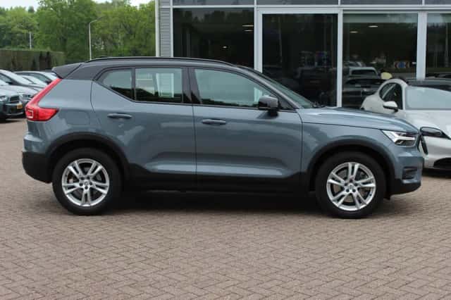 Volvo XC40 (2020) thumbnail 5