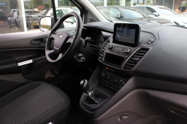 Ford Transit (2018) thumbnail 2