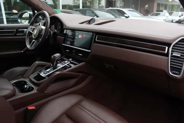Porsche Cayenne (2019) thumbnail 13