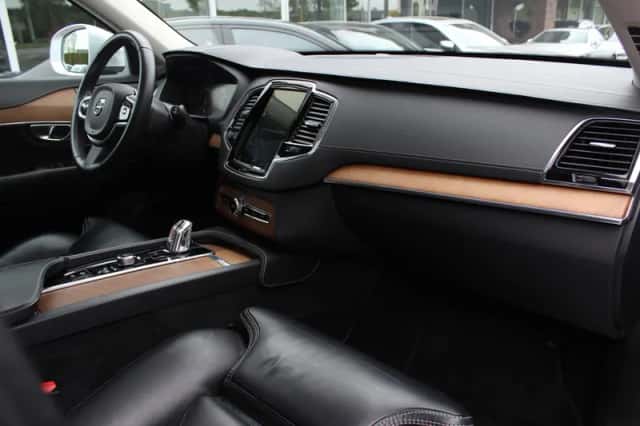 Volvo XC90 (2019) thumbnail 13