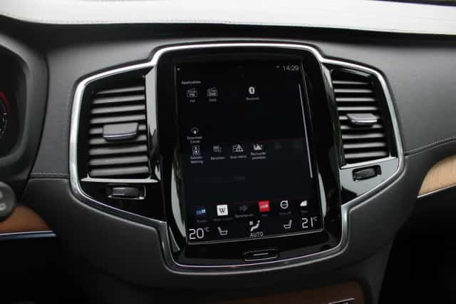 Volvo XC90 (2019) thumbnail 23