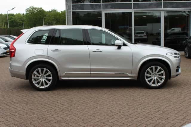 Volvo XC90 (2019) thumbnail 5