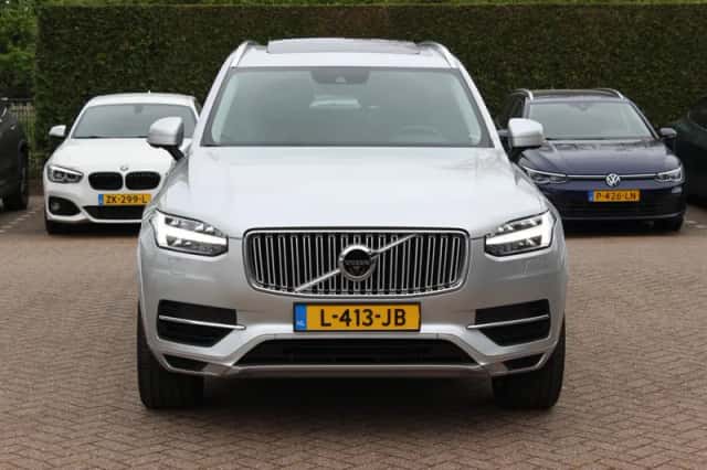 Volvo XC90 (2019) thumbnail 8