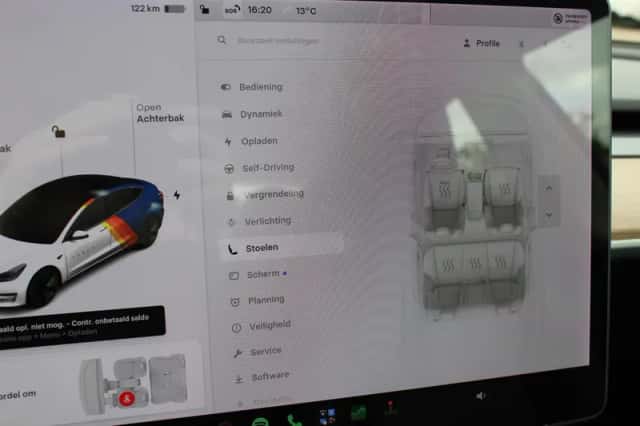 Tesla Model 3 (2020) thumbnail 26