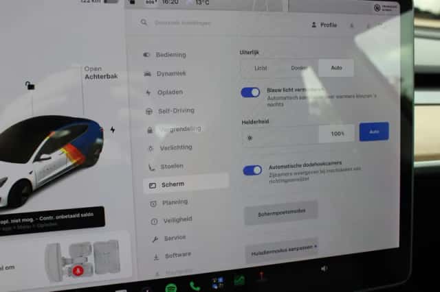 Tesla Model 3 (2020) thumbnail 27