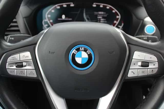 BMW iX3 (2021) thumbnail 33
