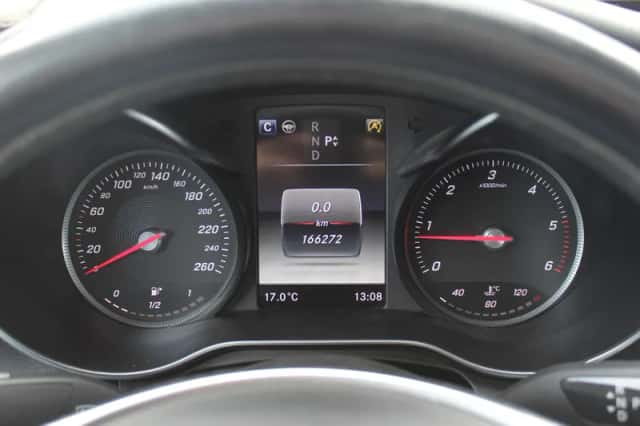 Mercedes-Benz GLC-Klasse (2017) thumbnail 16
