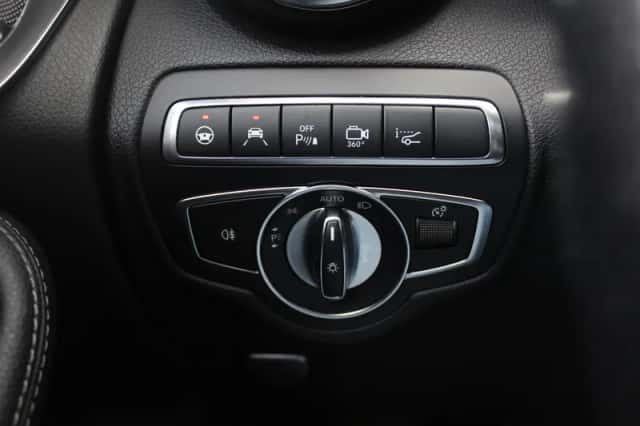 Mercedes-Benz GLC-Klasse (2017) thumbnail 29