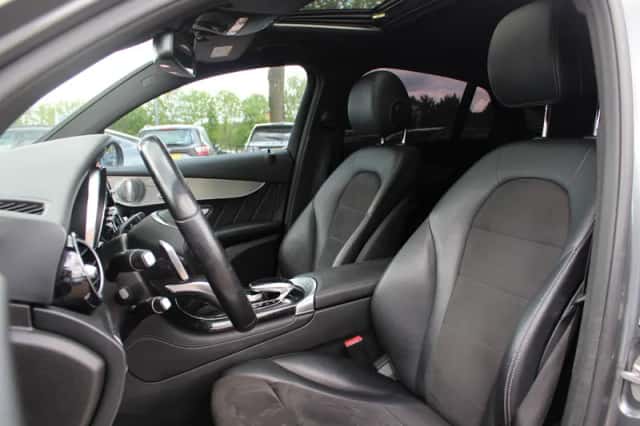 Mercedes-Benz GLC-Klasse (2017) thumbnail 4