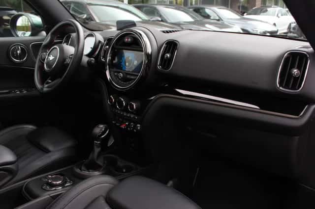MINI Countryman (2017) thumbnail 13