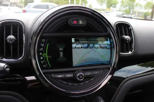 MINI Countryman (2017) thumbnail 21