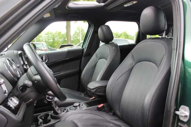 MINI Countryman (2017) thumbnail 4