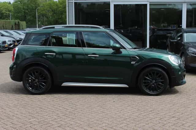 MINI Countryman (2017) thumbnail 5