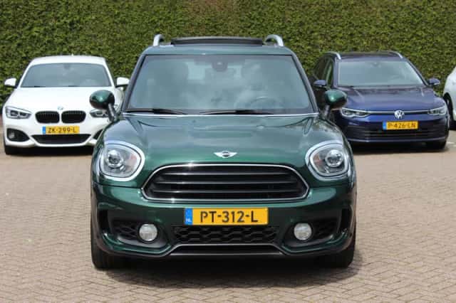 MINI Countryman (2017) thumbnail 8