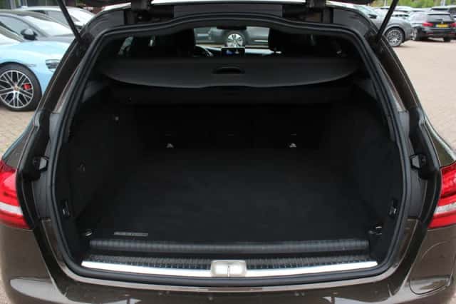 Mercedes-Benz C-Klasse (2015) thumbnail 16