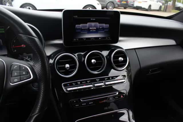 Mercedes-Benz C-Klasse (2015) thumbnail 19