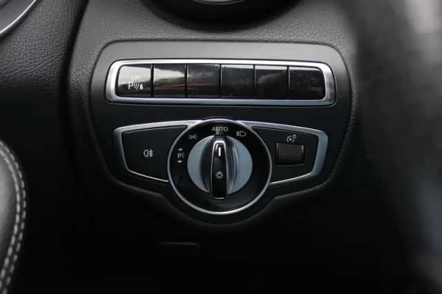 Mercedes-Benz C-Klasse (2015) thumbnail 30