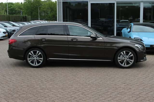 Mercedes-Benz C-Klasse (2015) thumbnail 5