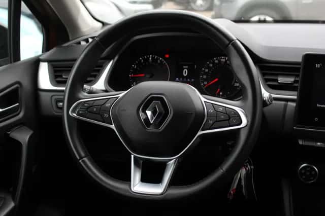 Renault Captur (2021) thumbnail 18