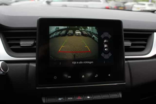 Renault Captur (2021) thumbnail 21
